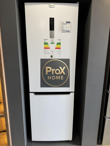 Refrigerateur Géant Combiné 317L No frost Blanc